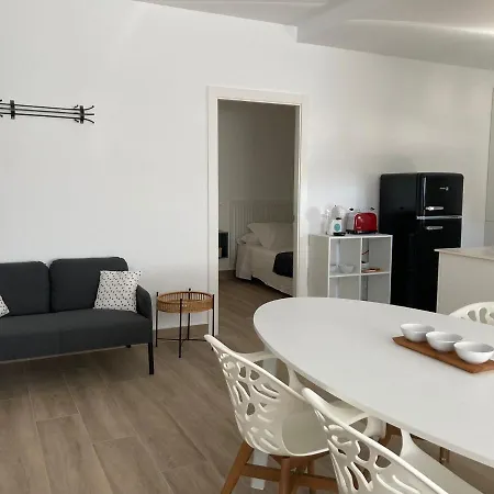 Zona5 Apartamentos Turisticos El Vendrell Extérieur photo