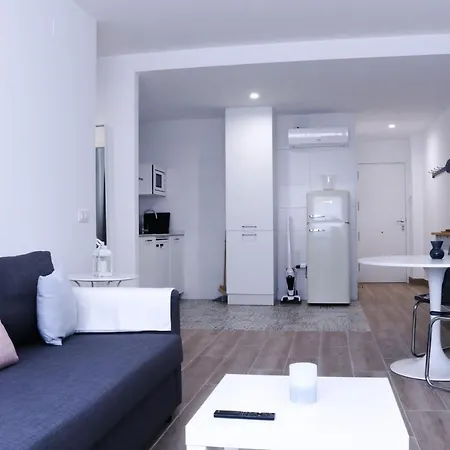 Zona5 Apartamentos Turisticos El Vendrell Extérieur photo